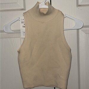 Turtle neck cropped tank top